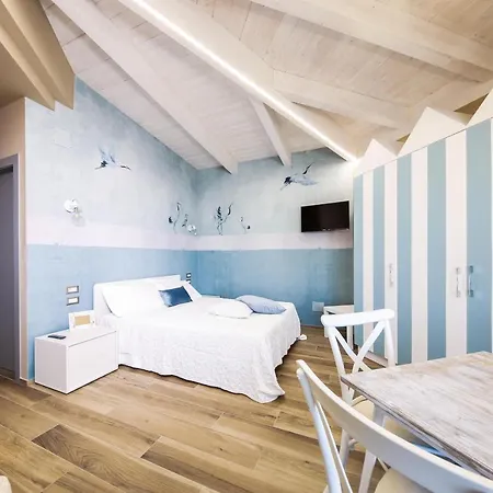 Vicolo Malavolta 7 Rooms And Suites Pedaso Exterior photo