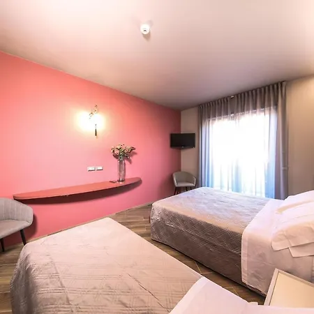 Vicolo Malavolta 7 Rooms And Suites Pedaso Exterior photo